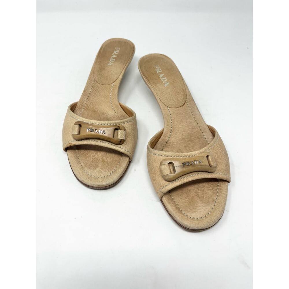 Vintage Prada Beige Leather Logo Sandal Kitten Heel retro size 37 Slip On Mule - Picture 2 of 7